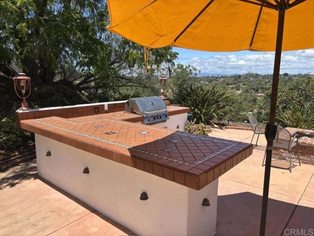 1825 Kent Place, Vista, CA 92084
