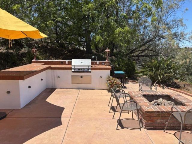 1825 Kent Place, Vista, CA 92084