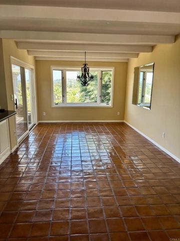 1825 Kent Place, Vista, CA 92084
