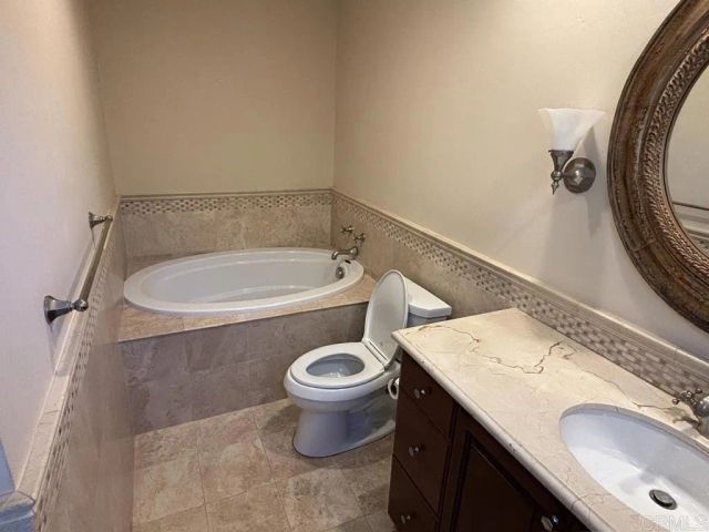 1825 Kent Place, Vista, CA 92084