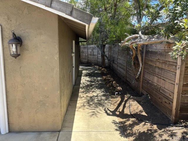 1825 Kent Place, Vista, CA 92084