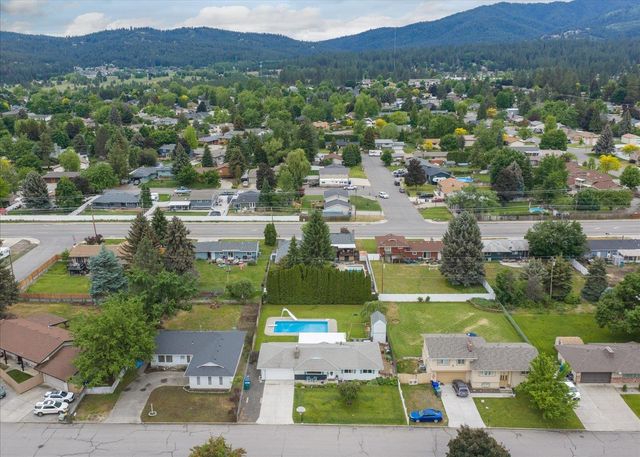 11712 E 31st Ave, Spokane, WA 99206