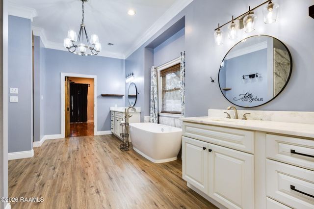 708 Astor Place Drive, New Iberia, LA 70563