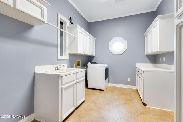 708 Astor Place Drive, New Iberia, LA 70563