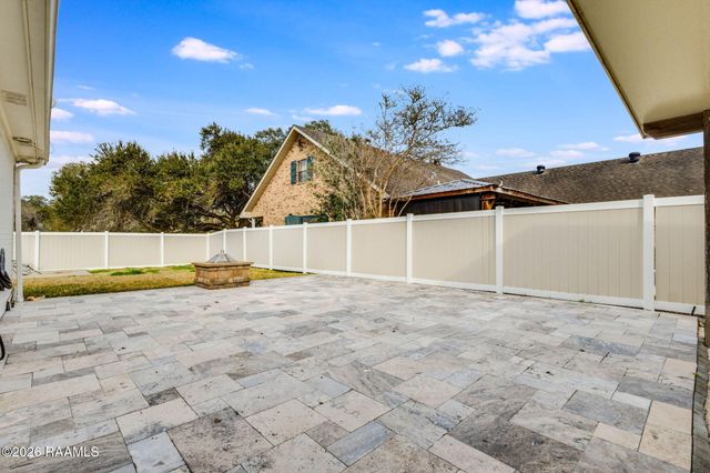 708 Astor Place Drive, New Iberia, LA 70563