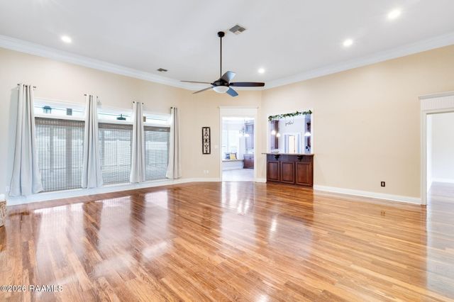 708 Astor Place Drive, New Iberia, LA 70563