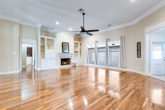 708 Astor Place Drive, New Iberia, LA 70563