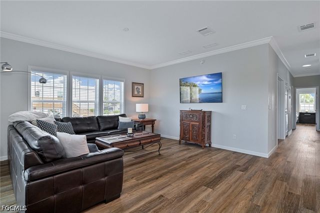 4725 Tahiti DR, Bonita Springs, FL 34134