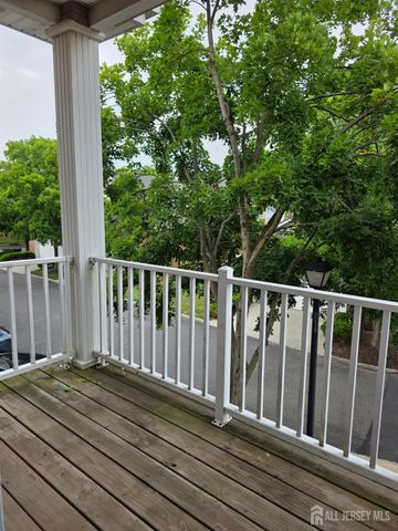 14 Central Square Park, Metuchen, NJ 08840