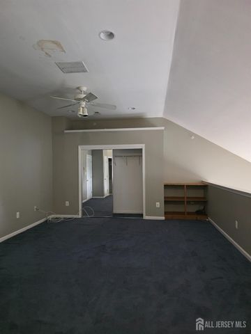 14 Central Square Park, Metuchen, NJ 08840