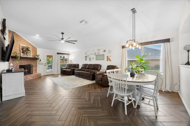 2800 Stoney Hollow Lane, Rockwall, TX 75087