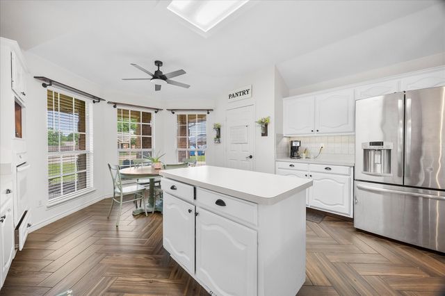 2800 Stoney Hollow Lane, Rockwall, TX 75087