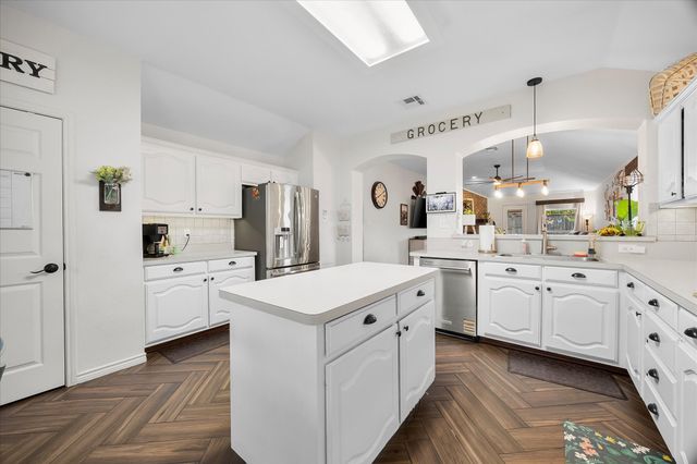 2800 Stoney Hollow Lane, Rockwall, TX 75087