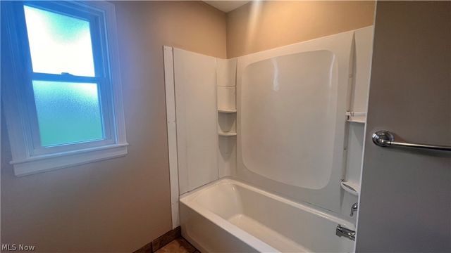 12961 Fountain Court, Strongsville, OH 44136