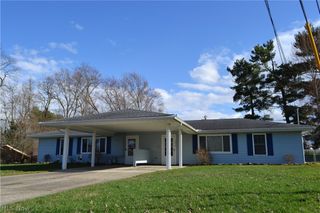 12961 Fountain Court, Strongsville, OH 44136