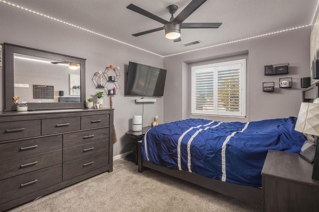 1774 Ruth Dr, Ripon, CA 95366