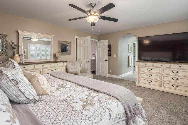 1774 Ruth Dr, Ripon, CA 95366