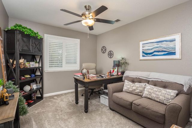 1774 Ruth Dr, Ripon, CA 95366