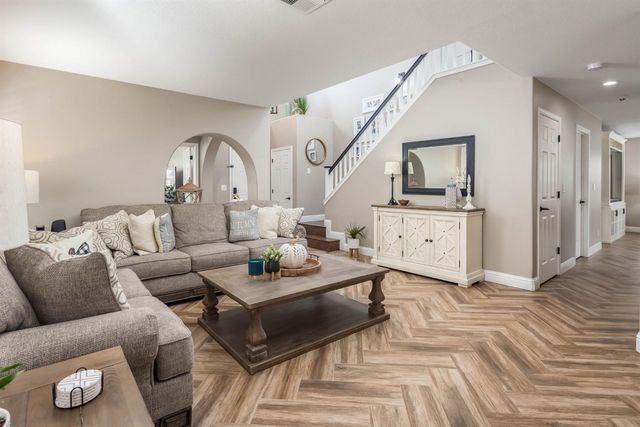 1774 Ruth Dr, Ripon, CA 95366