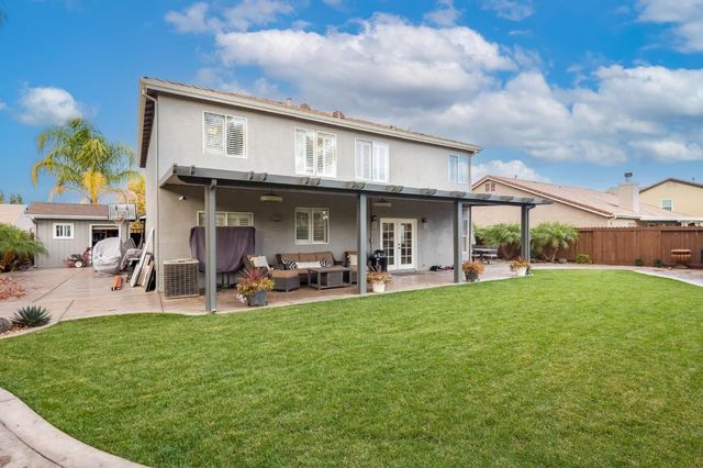 1774 Ruth Dr, Ripon, CA 95366