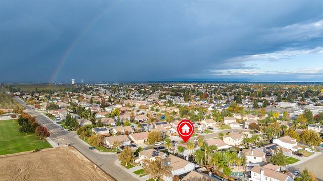 1774 Ruth Dr, Ripon, CA 95366