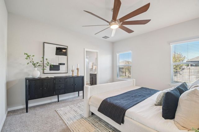 1801 Fairhaven GTWY, Georgetown, TX 78626