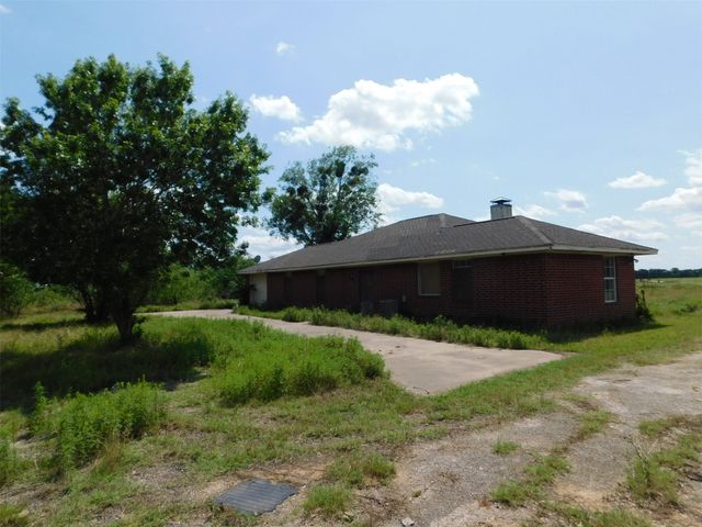 582 Fm 246, Wortham, TX 76693