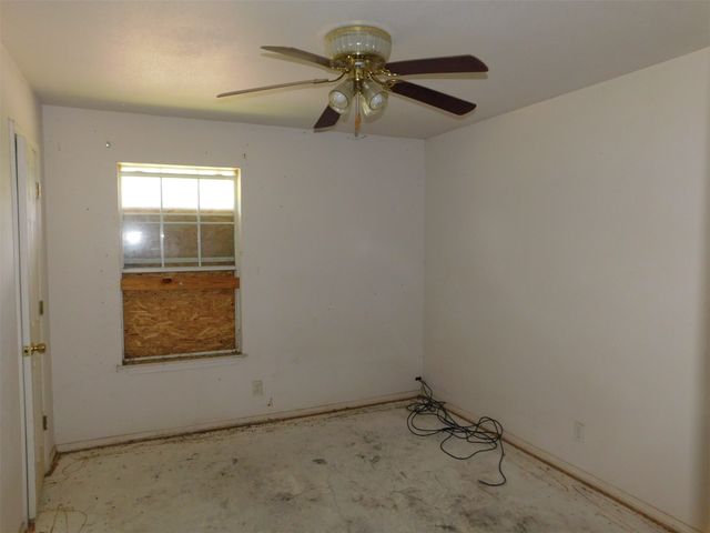 582 Fm 246, Wortham, TX 76693