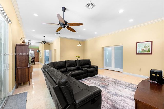 14590 SW 84th Ct, Palmetto Bay, FL 33158