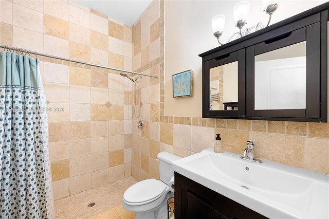 14590 SW 84th Ct, Palmetto Bay, FL 33158