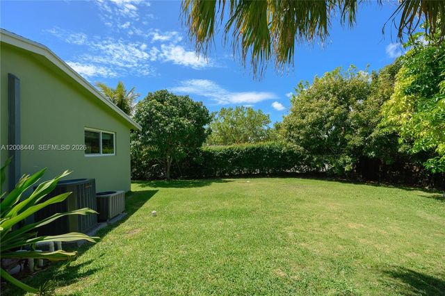 14590 SW 84th Ct, Palmetto Bay, FL 33158