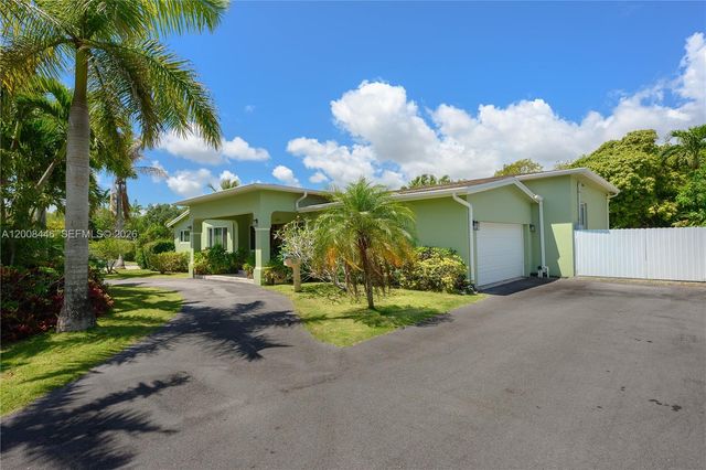 14590 SW 84th Ct, Palmetto Bay, FL 33158