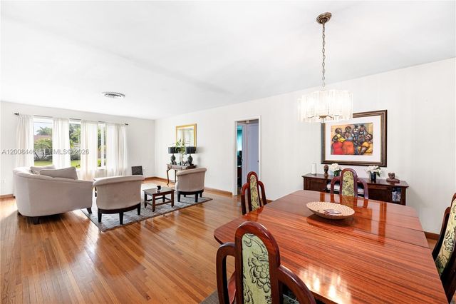 14590 SW 84th Ct, Palmetto Bay, FL 33158