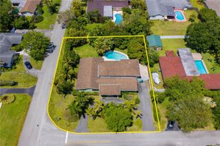 14590 SW 84th Ct, Palmetto Bay, FL 33158