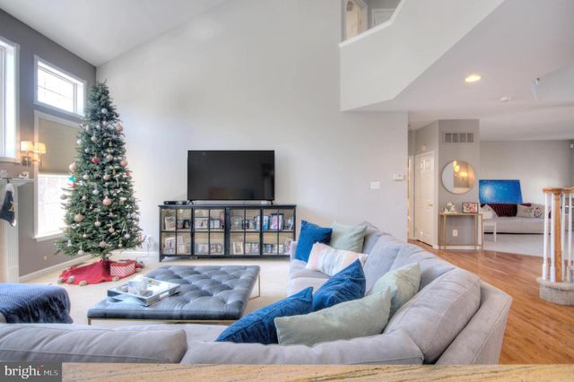 18 MILLWOOD DR, Mickleton, NJ 08056