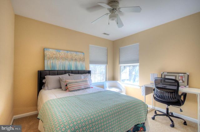 18 MILLWOOD DR, Mickleton, NJ 08056