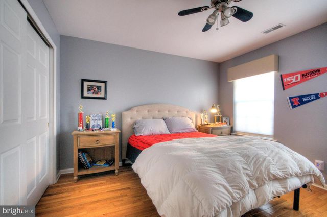 18 MILLWOOD DR, Mickleton, NJ 08056