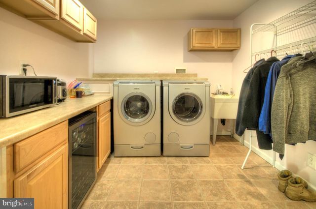 18 MILLWOOD DR, Mickleton, NJ 08056