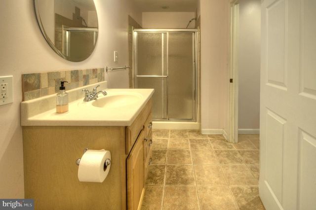 18 MILLWOOD DR, Mickleton, NJ 08056