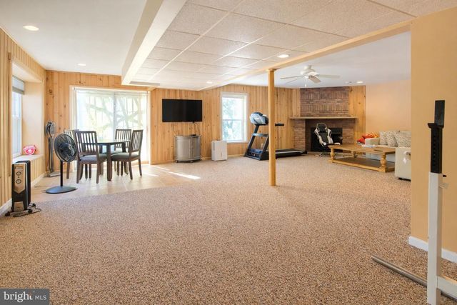 18 MILLWOOD DR, Mickleton, NJ 08056