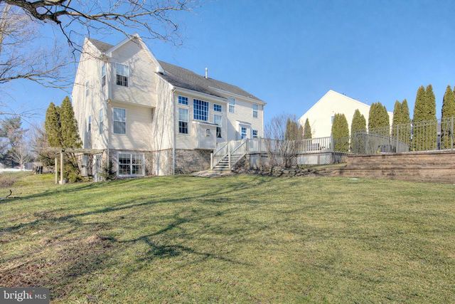 18 MILLWOOD DR, Mickleton, NJ 08056