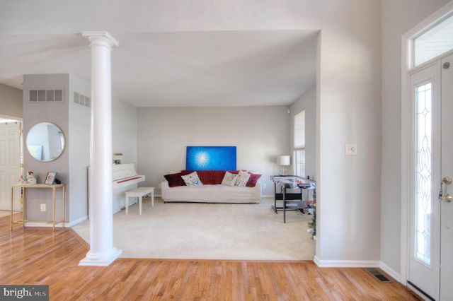 18 MILLWOOD DR, Mickleton, NJ 08056