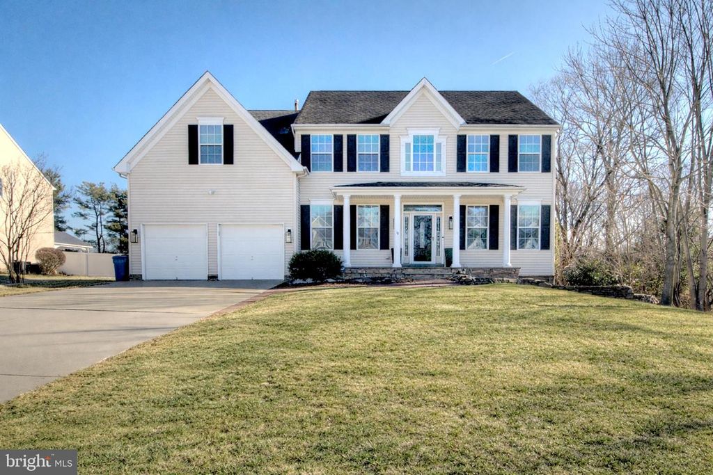 18 MILLWOOD DR, Mickleton, NJ 08056