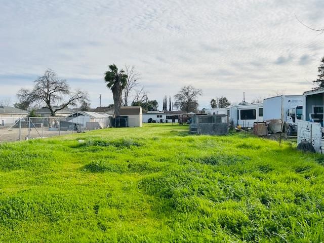 901 Blaine Ave, Sacramento, CA 95838