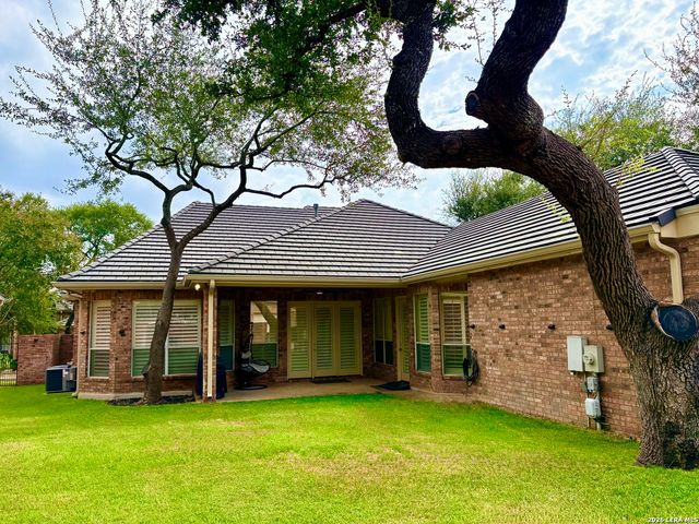 7 Westcourt Lane, San Antonio, TX 78257