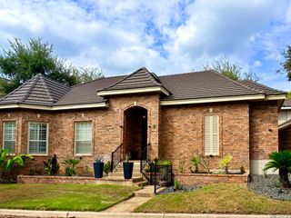 7 Westcourt Lane, San Antonio, TX 78257