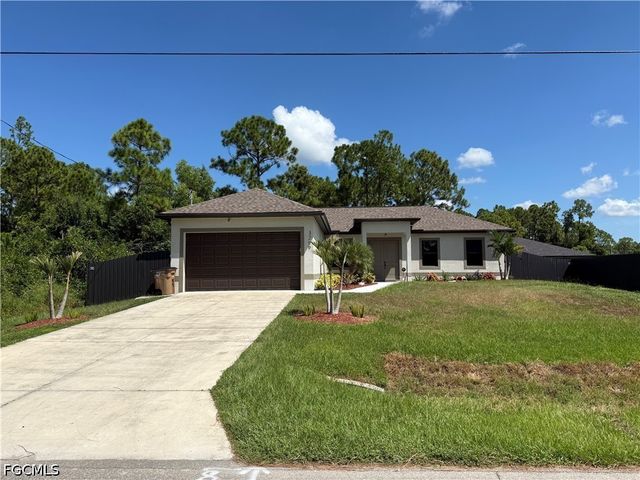 3206 18th ST W, Lehigh Acres, FL 33971