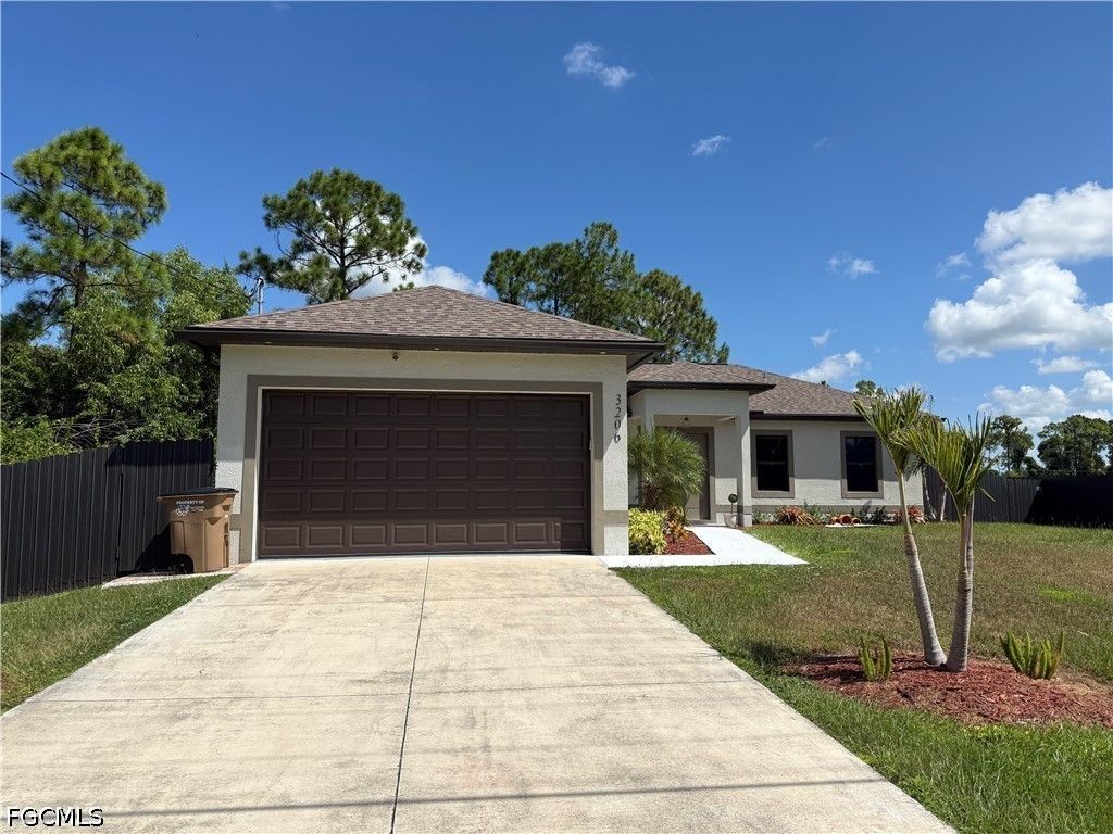 3206 18th ST W, Lehigh Acres, FL 33971