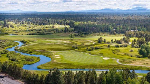 18225 Lava Springs Loop 511, Bend, OR 97707