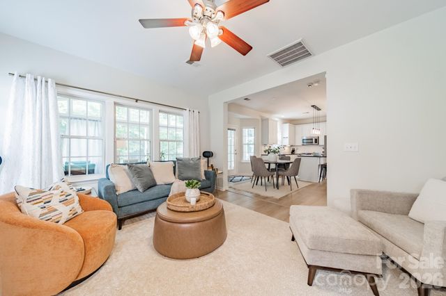13405 Honeytree Lane, Pineville, NC 28134